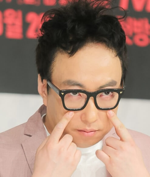  눈밑지방재배치 수술 가격