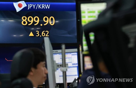  8년 만에 '100엔 800원대' 찍었다...어디까지 떨어질까