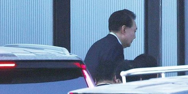 구속된 윤석열 대통령의 모습