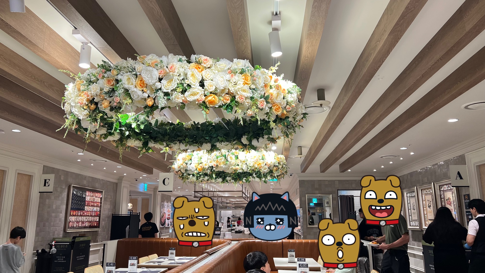 자유튀김코너 이미지