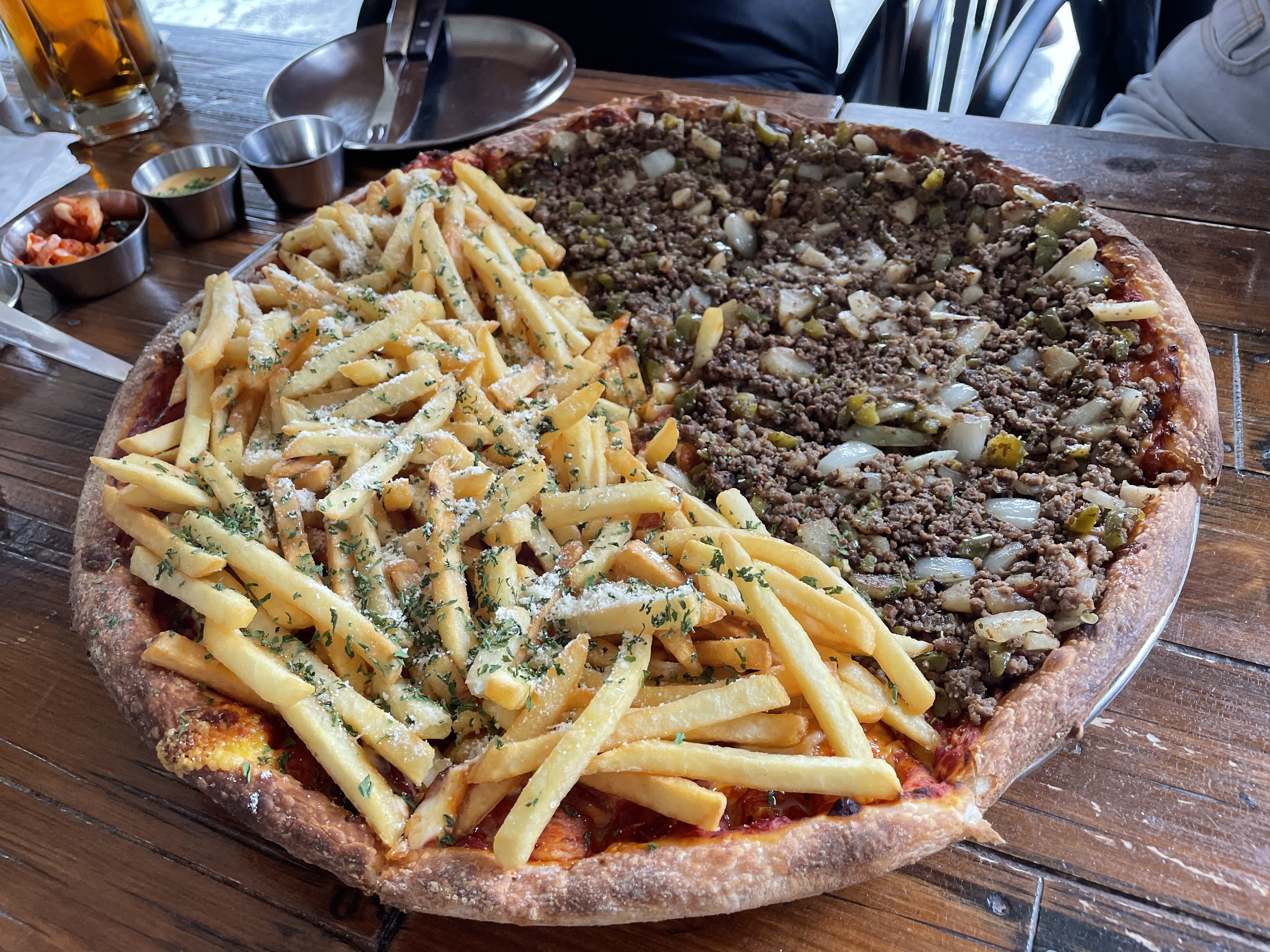  13. 홍대 합정 맛집 피자네버슬립스