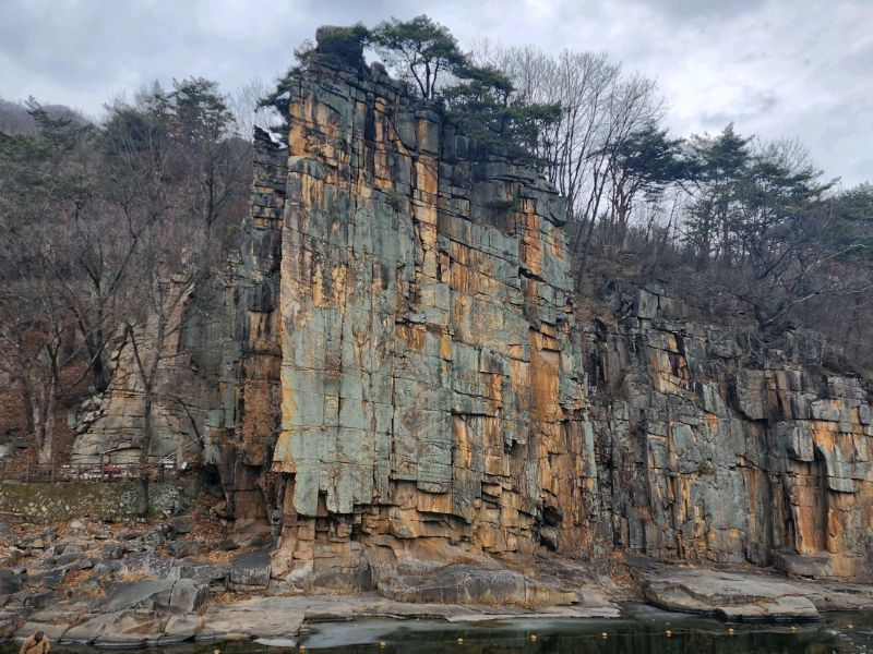 사인암