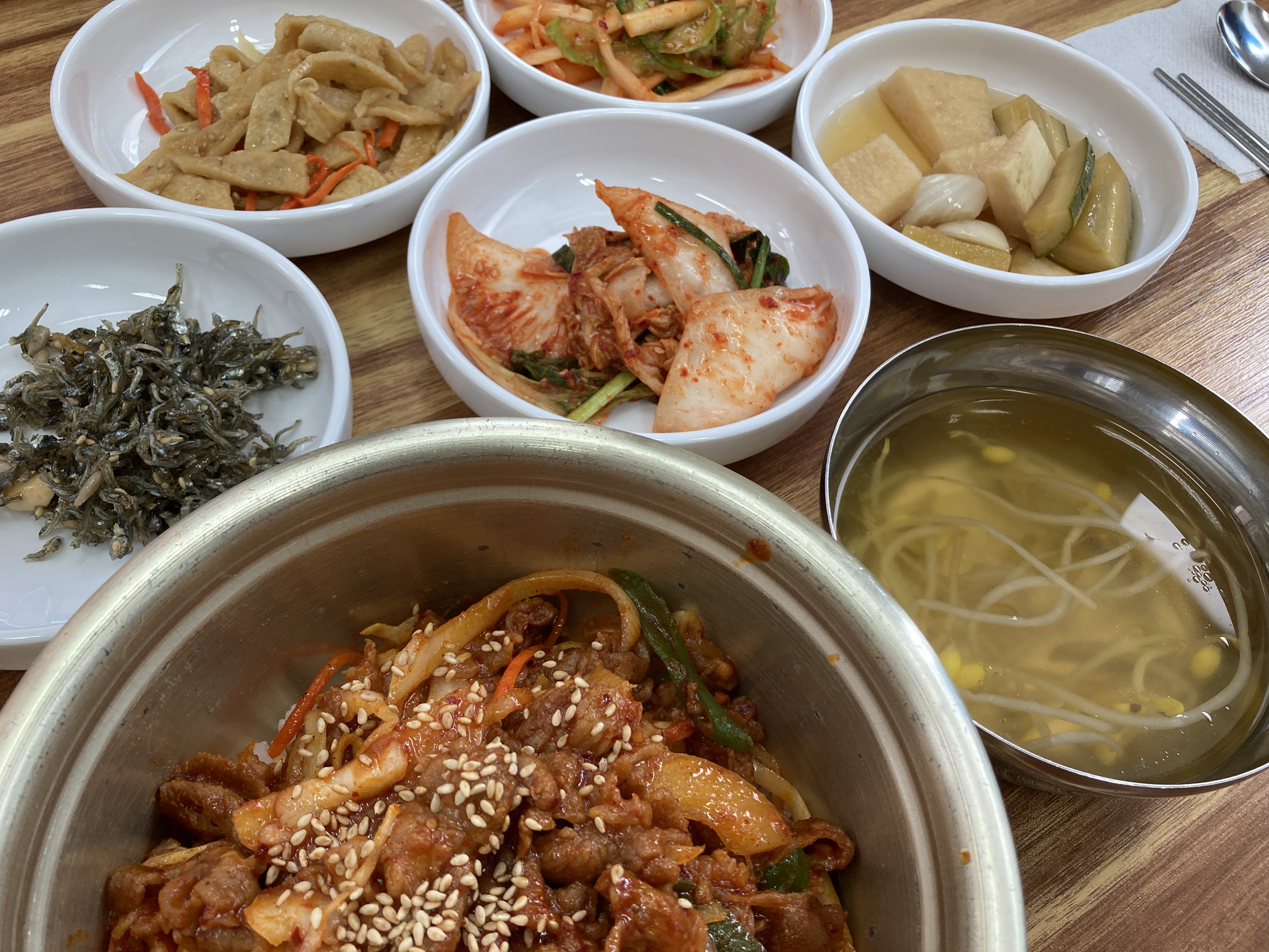  임영웅도 반한 가성비 6,000원 엄마 손맛 백반집, 풍경식당