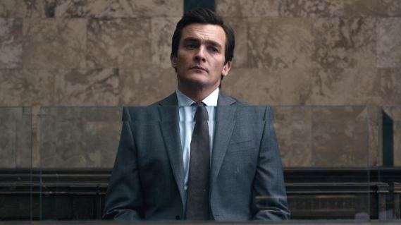 넷플릭스 영국 드라마 추천 '아나토미 오브 스캔들' 줄거리 등장인물 원작 시에나 밀러 미셸 도커릴 파트너 프로필 5