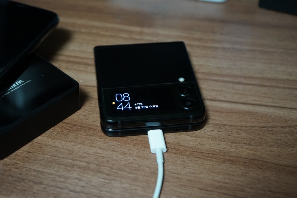 Galaxy Z Flip 3 사용자 장치 #1. Bone-marrow iPhone의 언박싱 및 초기 설정 3