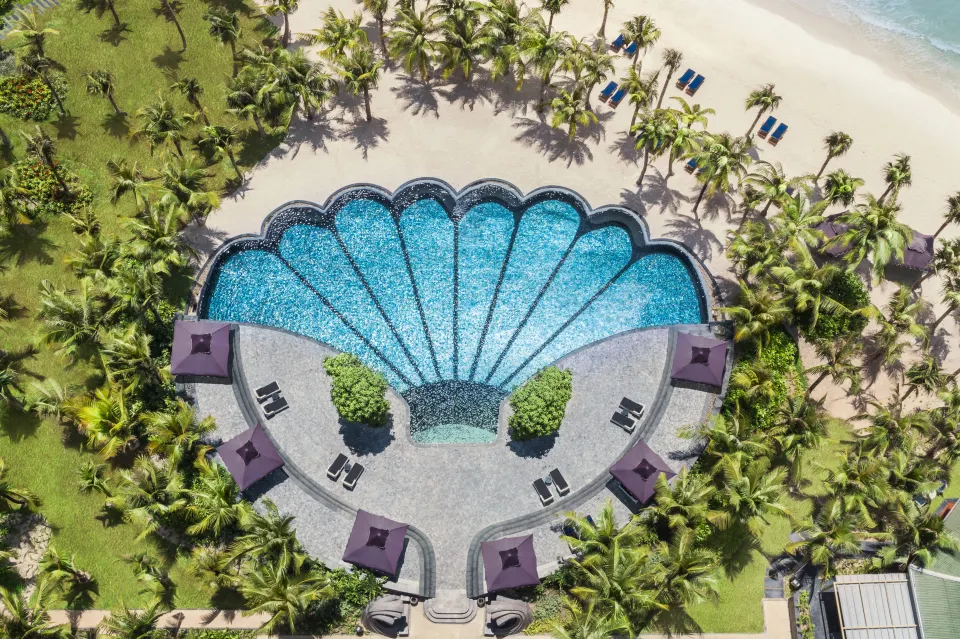 JW Marriott Phu Quoc Emerald Bay Resort &amp; Spa Shell Pool