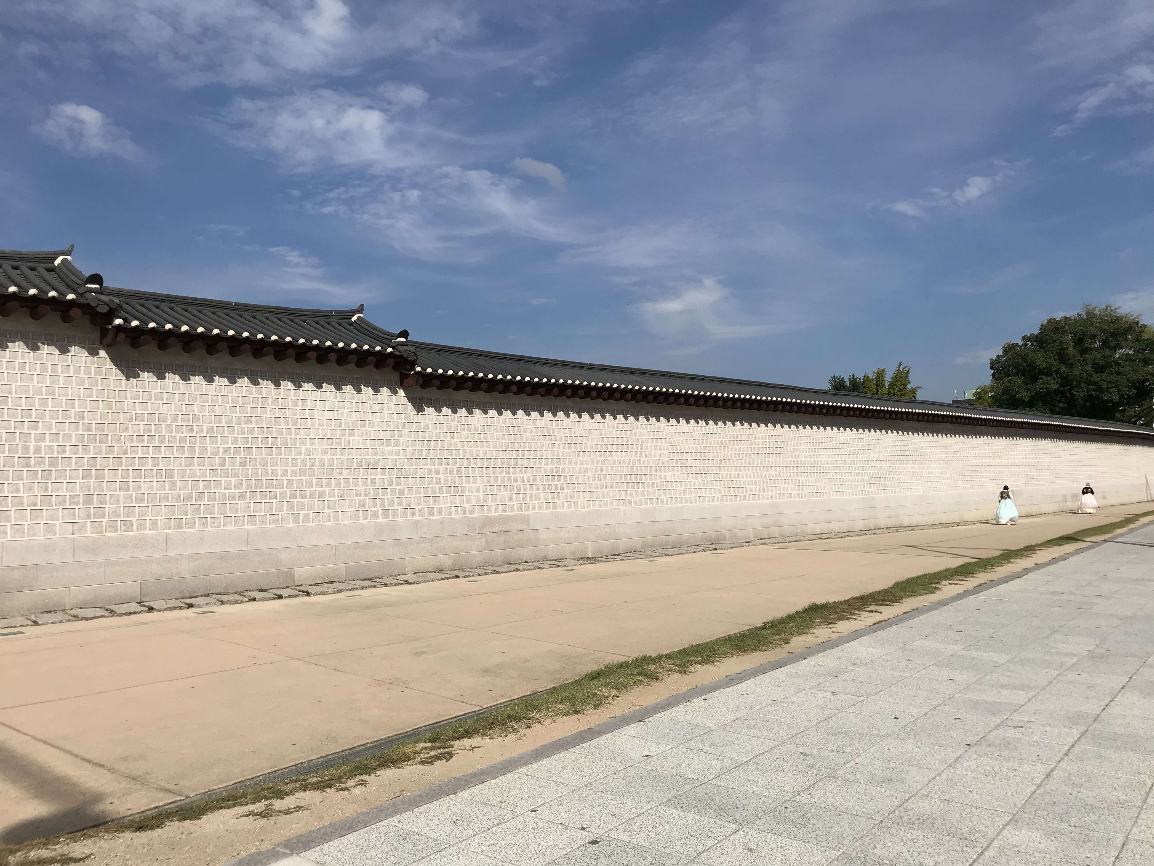  2018년 한국 여행, 낯선 낯익음