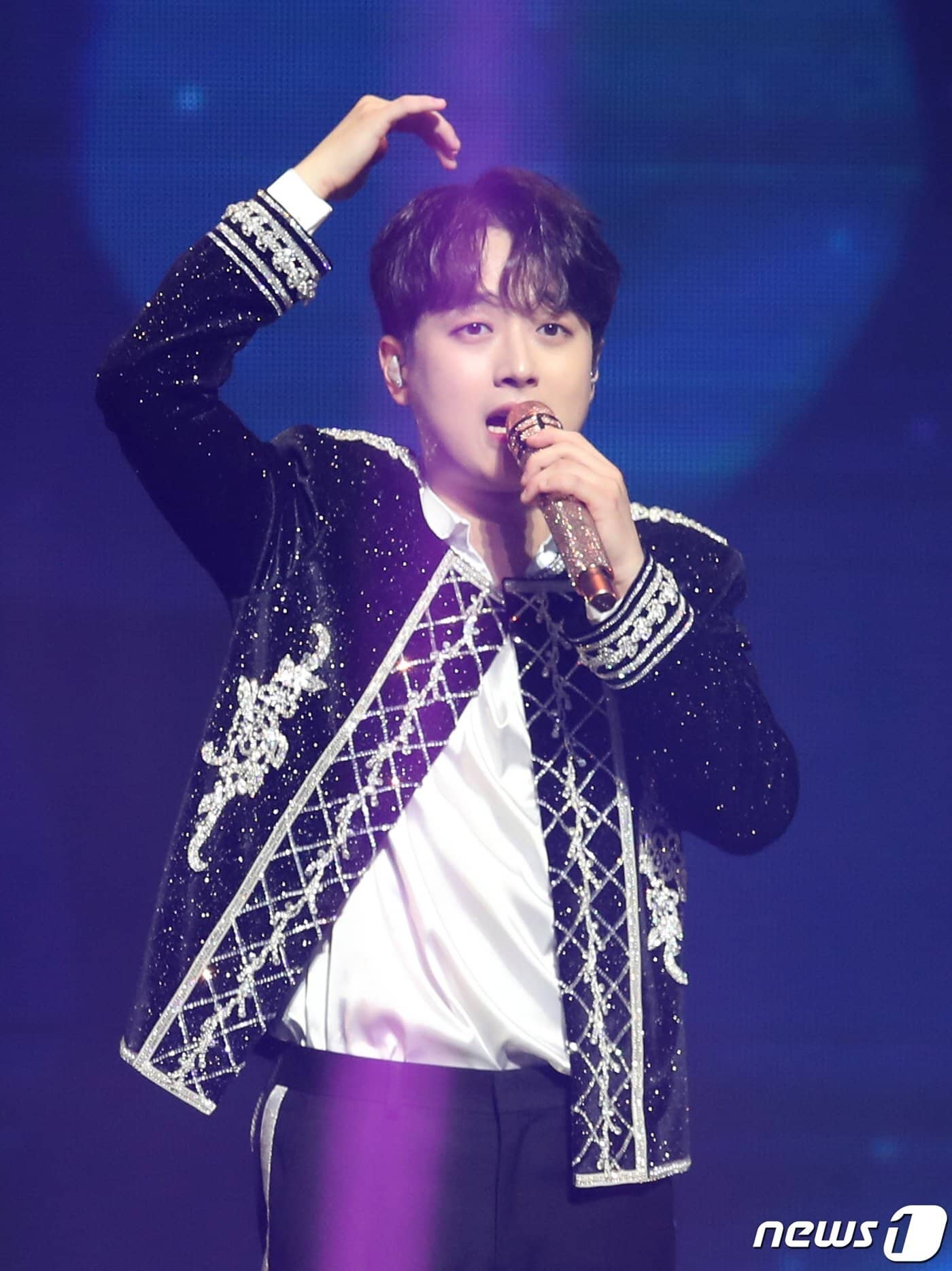 트로트 가수 이찬원