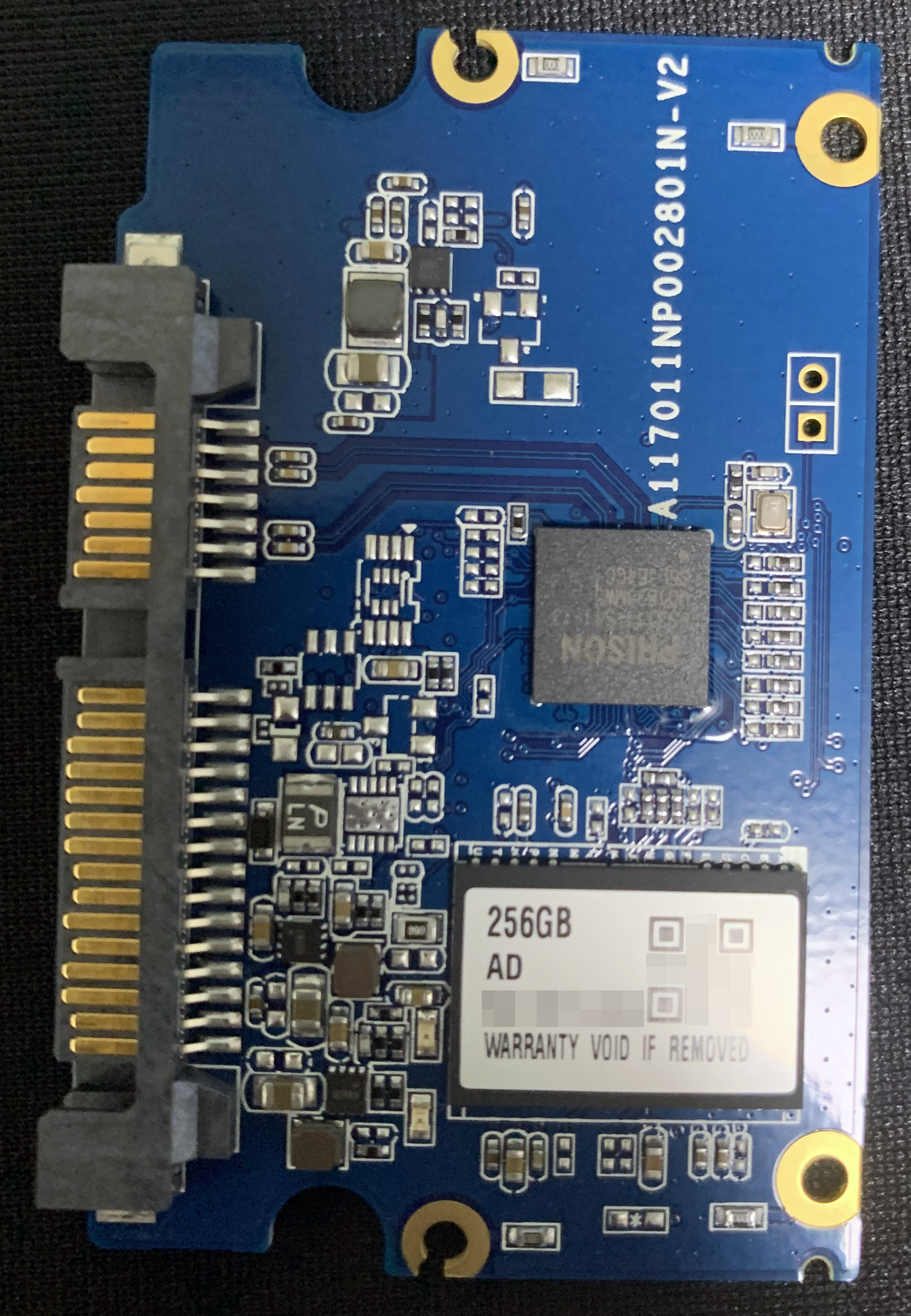 GIGABYTE SSD 240GB (GP-GSTFS31240GNTD) PCB