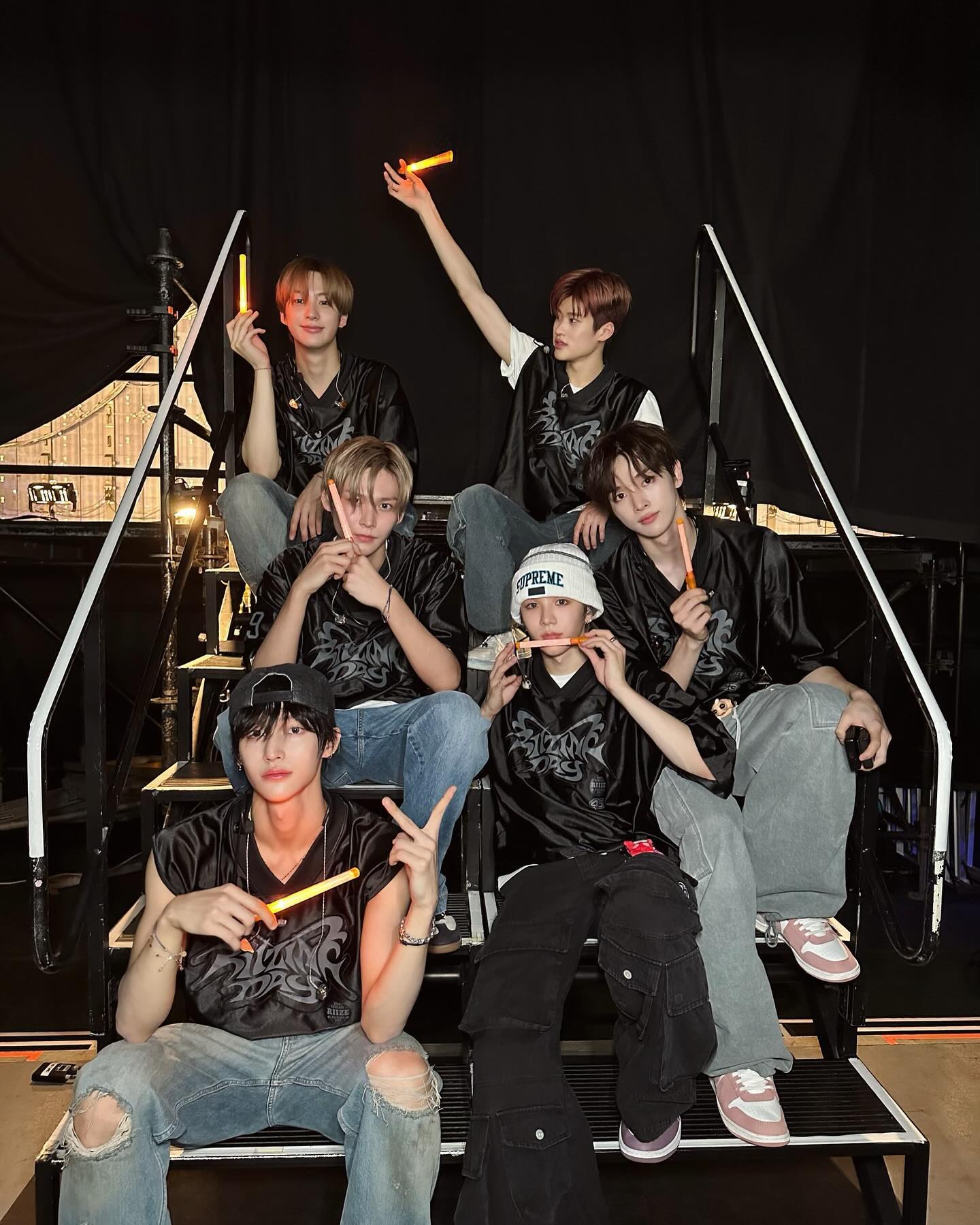 20240511도쿄라이징데이팬콘1일차인스타가족사진