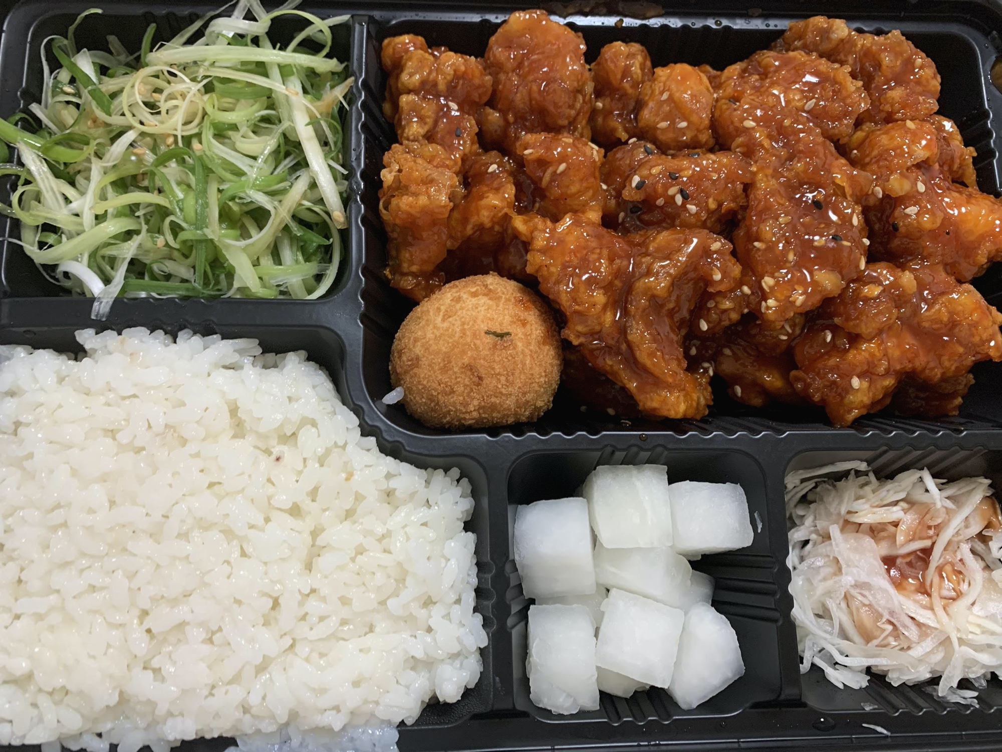 도담도담치킨 이미지