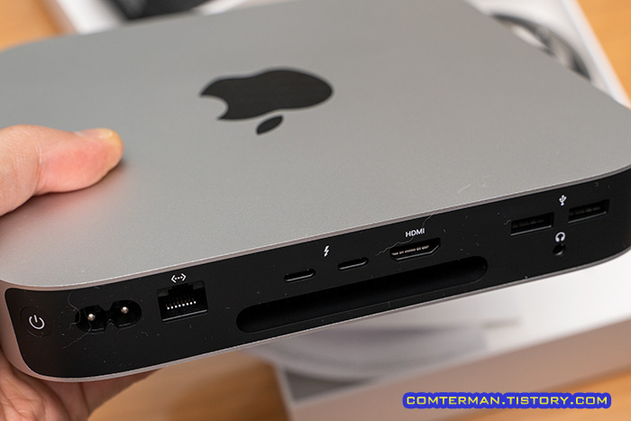 맥미니 M2 후면 포트