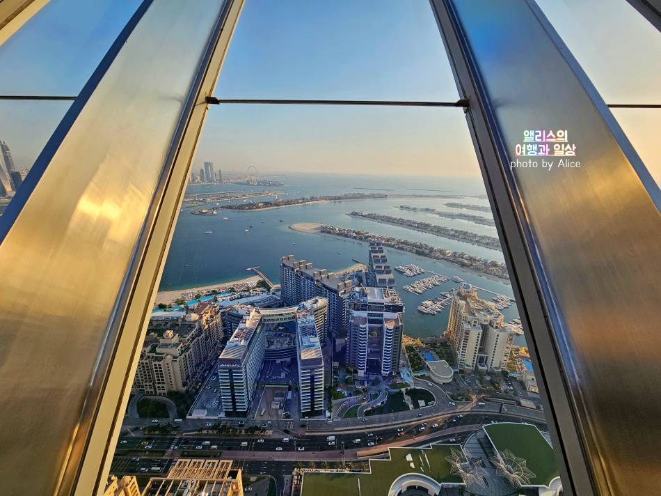 팜 주메이라를 볼 수 있는 전망대 더 뷰 앳 더 팜&#44; 두바이 자유여행 가볼만한곳