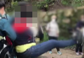  모 사이트에서 난리난 캣맘과 지나가던 일반인 황당사건