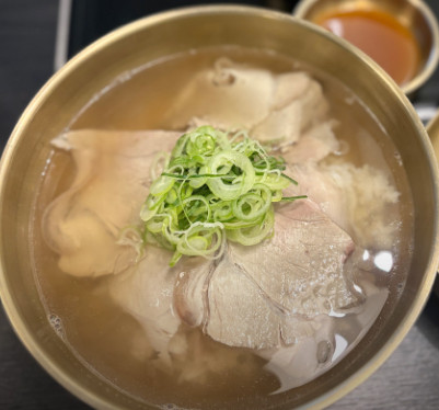 생방송투데이 돼지곰탕 6900원 성동구 맛집