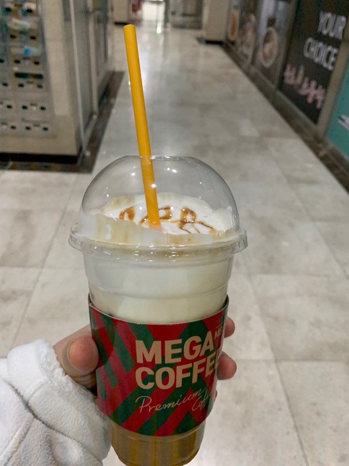  [하남 미사 카페] 미사중앙점 메가커피 후기!!!