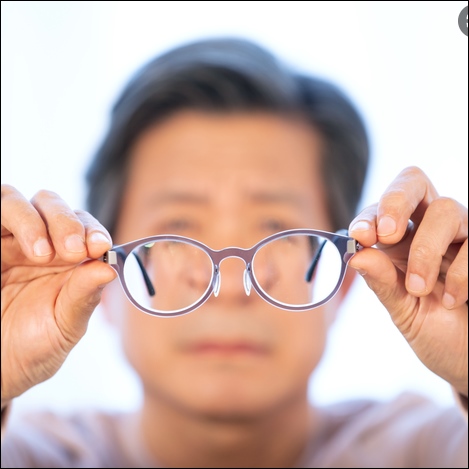 노안교정술 백내장수술 비용 가격 안경 렌즈 실비보험 후기 부작용 후관리
