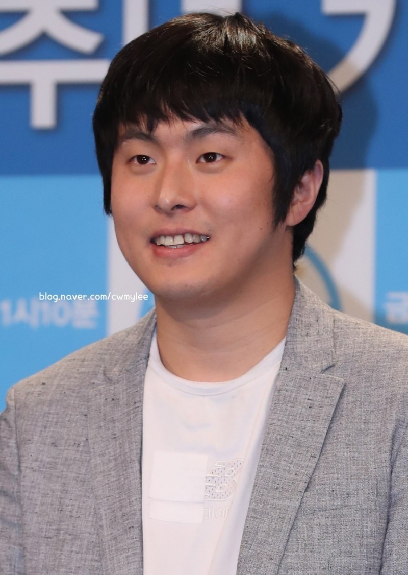 차이 혜성 나이 학력 고향 프로필 샤이니키 박나래 기안84 성훈 이사 화사 422회 2022 나홍산 나홍자산다 달력 구매정보 20일 자정 파는곳 전현무 집아파트 위치 128