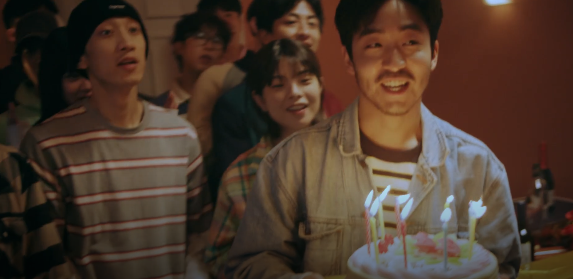가사 해석 아무 노래 MV 12