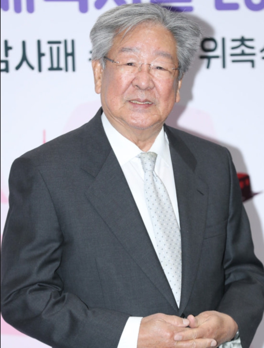 최불암