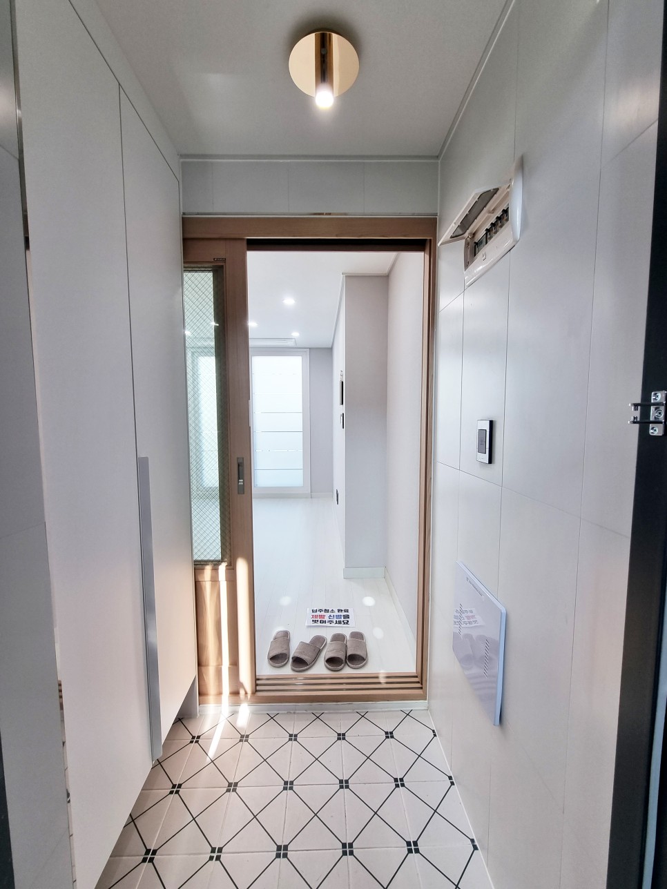 2룸, 3룸 대형테라스까지~ 성균관대역 도보권 수원 율전동 신축 빌라 1.5룸, 43