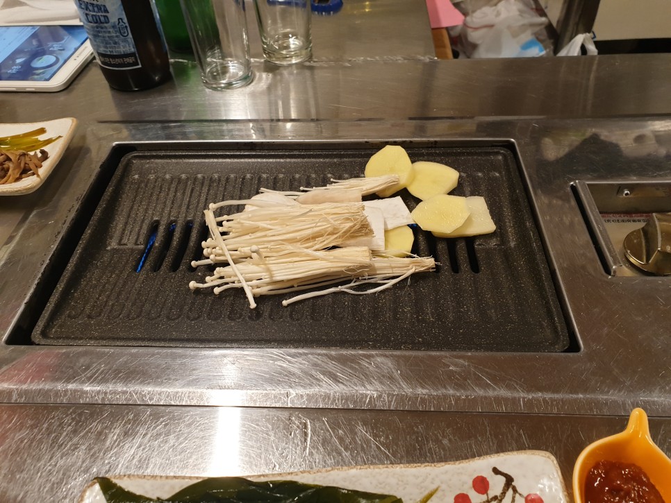 황재균 현빈 등 연예인들의 부산 필수코스 맛집이래~ 부산 동래 온천동 맛집 온천양곱창 : 이대호 32