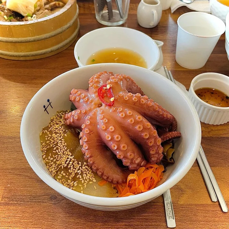제주 협재 해물비빔밥 '안녕협재씨'