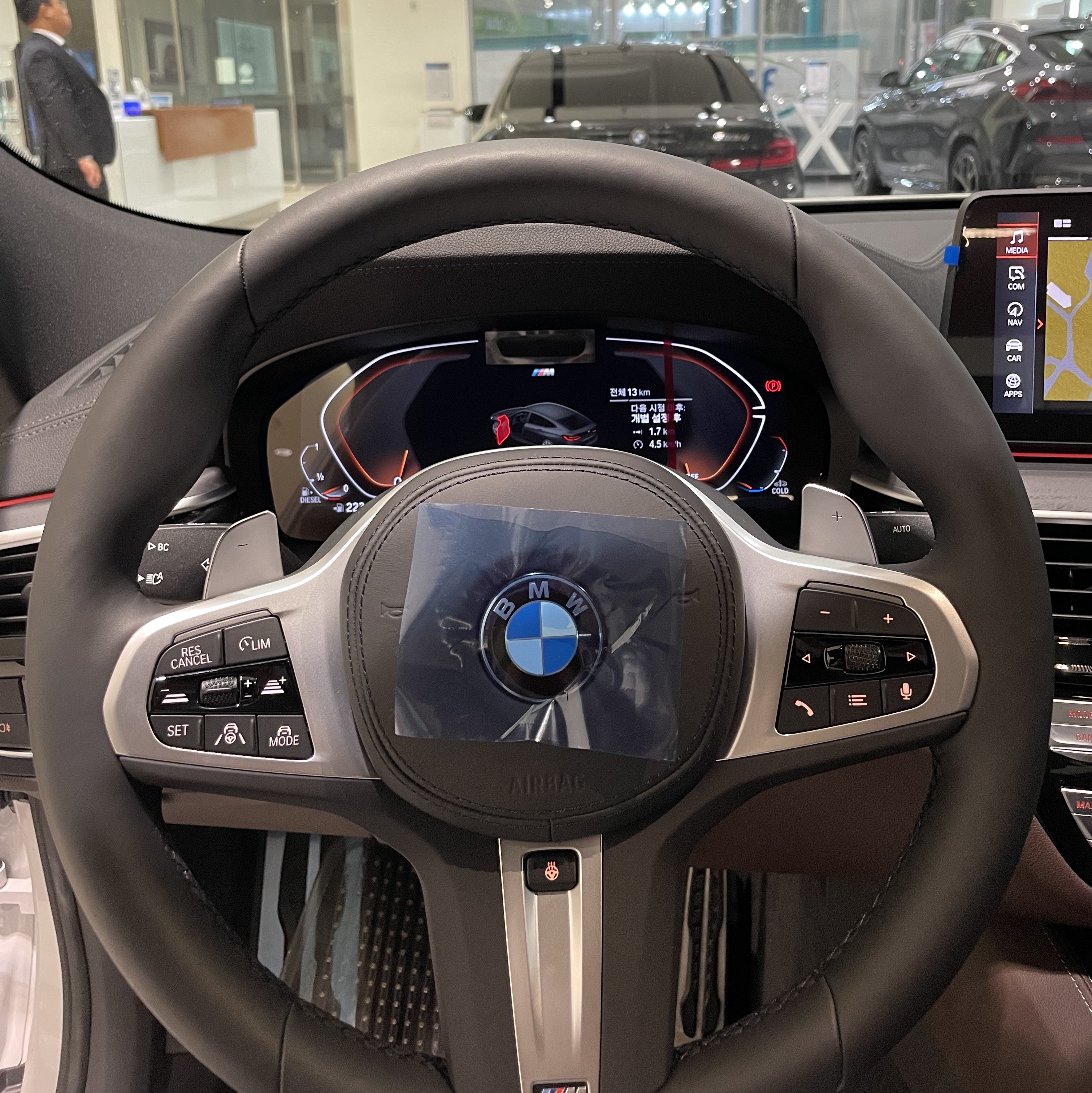 bmw 핸들샷