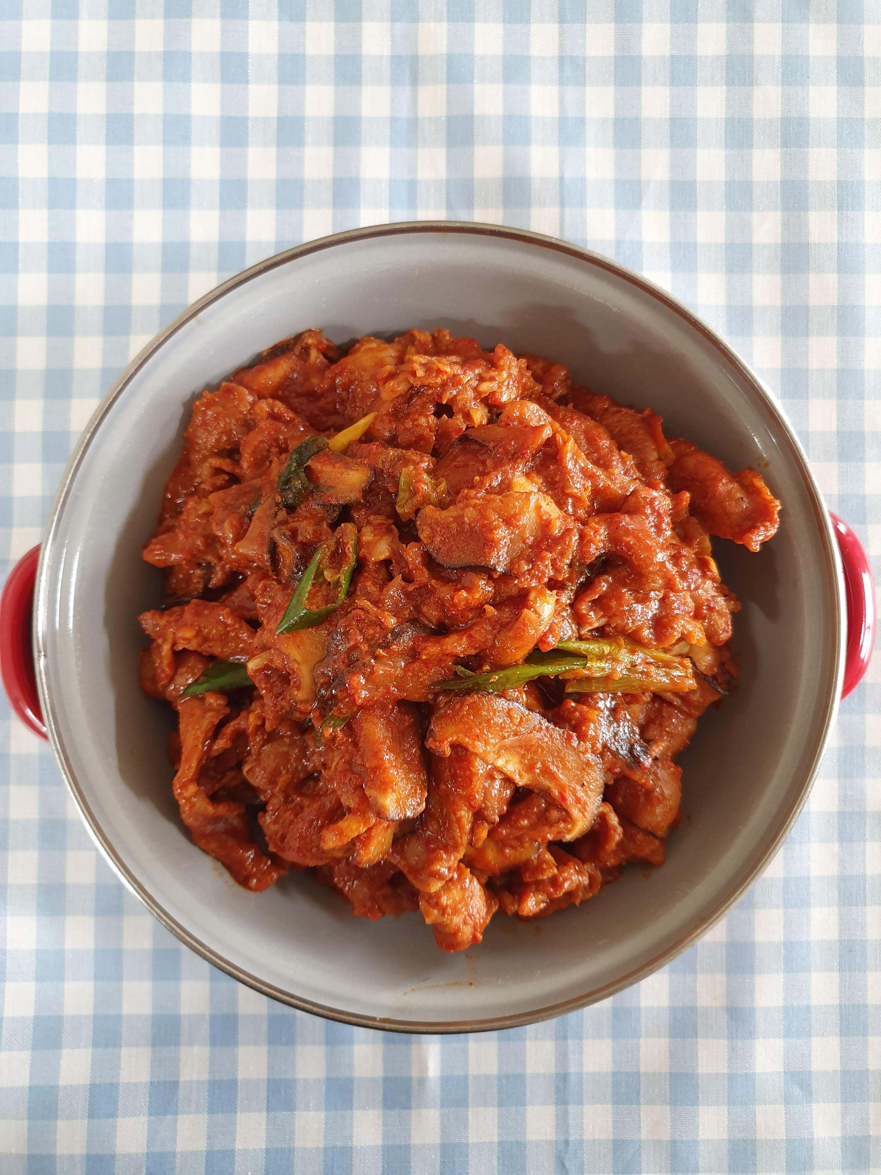  돼지고기 표고버섯 불고기