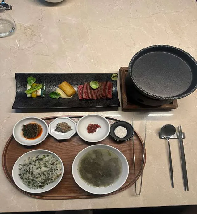 우아라 광화문점