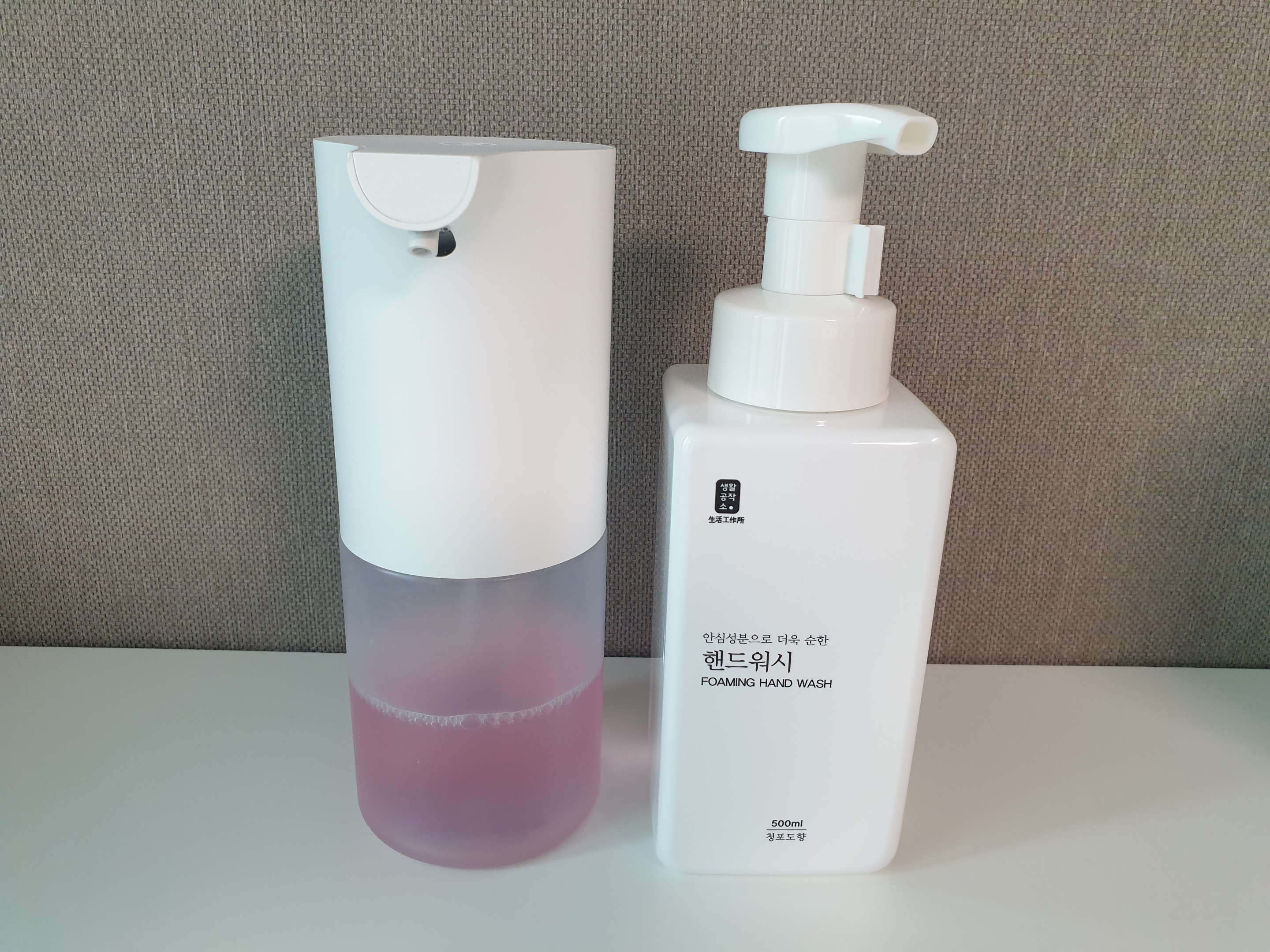 <비에라푸드> 자동핸드워시디스펜서(거품형)로 편하게 개인위생관리합니다. 2