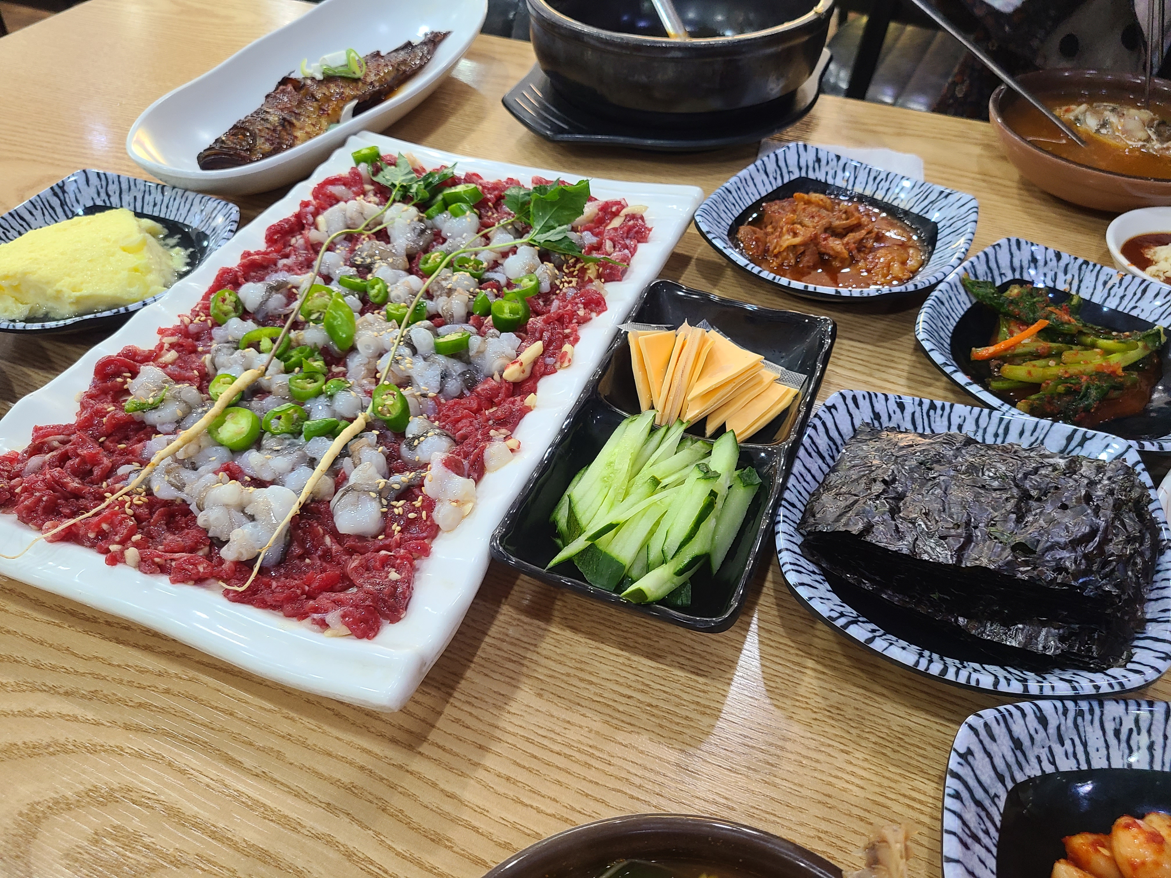  [광주 용봉동 맛집] 장가네생태탕, 소고기낙지탕탕이 먹고 왔어요. 회식장소로 추천!