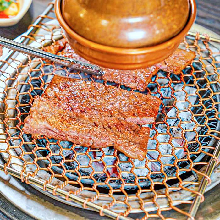 강남 압구정 도산공원 맛집 특양 한우 대창 양대창 구이