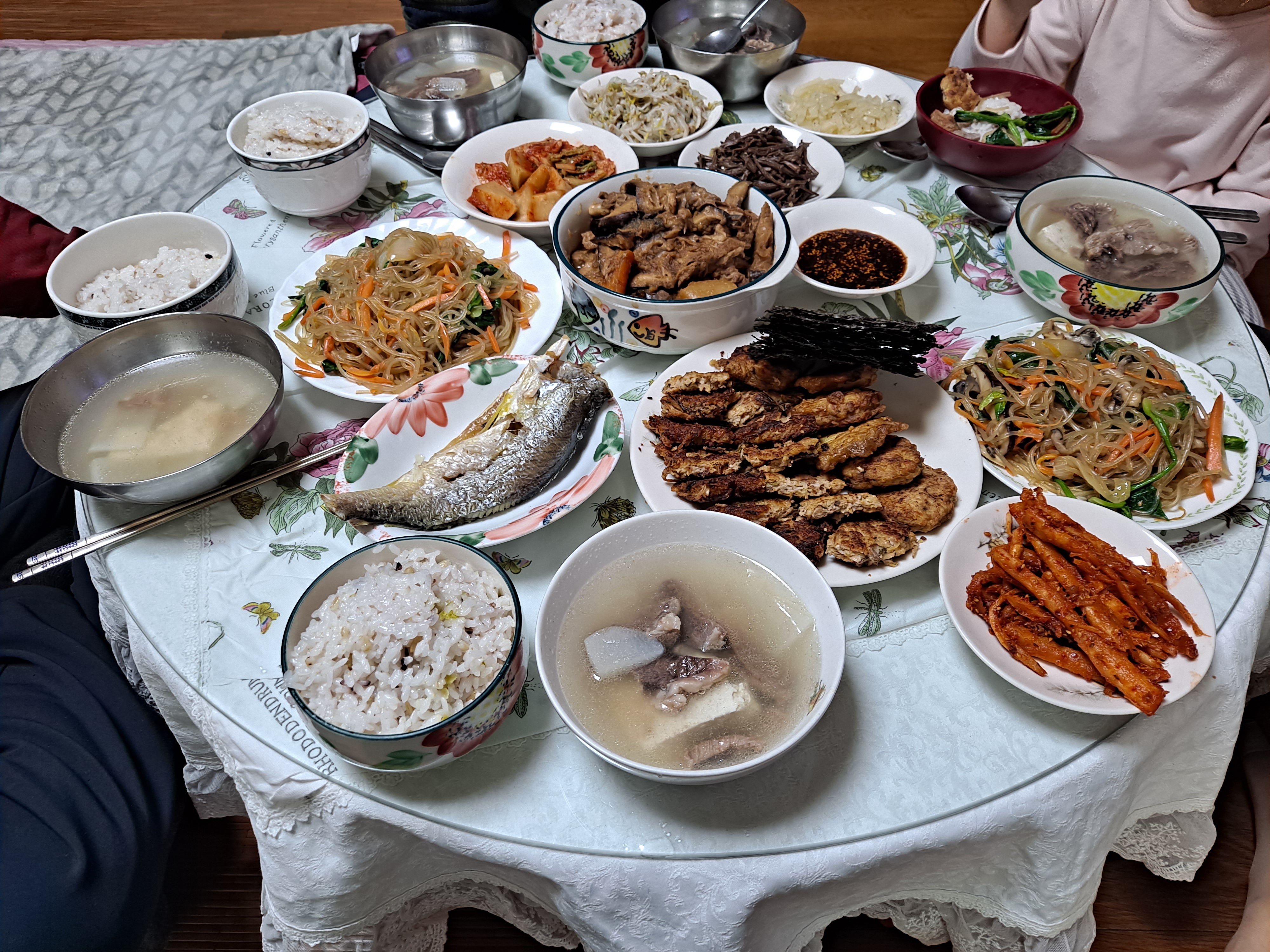  바롱이의 백반 마실돌이_100_청주_설날 밥상