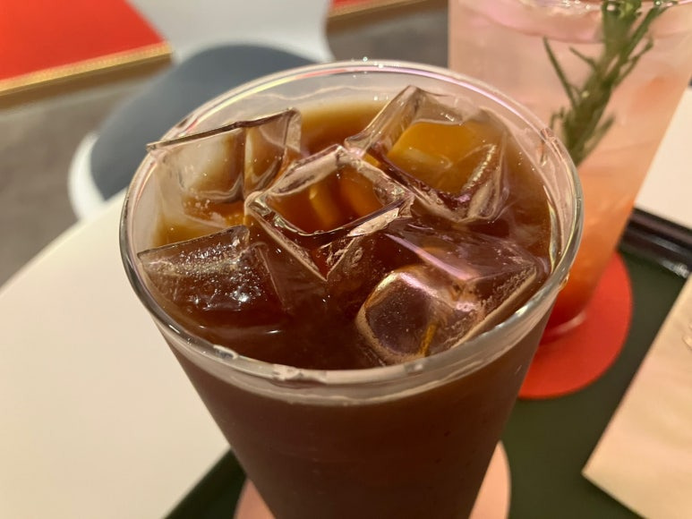 결 3