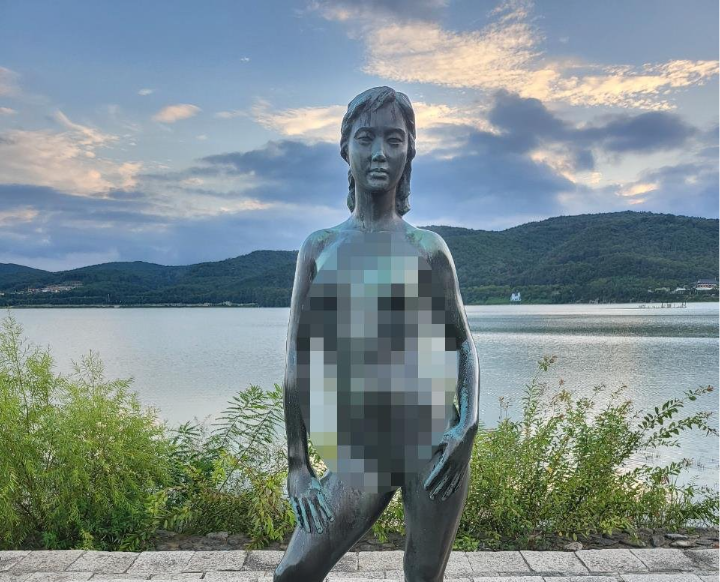 너무적나라한나체경주보문단지낯뜨거운조각상최후1