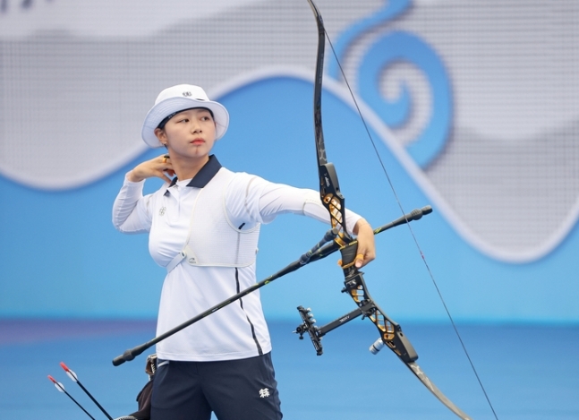  [뉴스 소개] 여자 양궁 막내 '임시현', 안산 꺾고 아시안게임 3관왕 등극