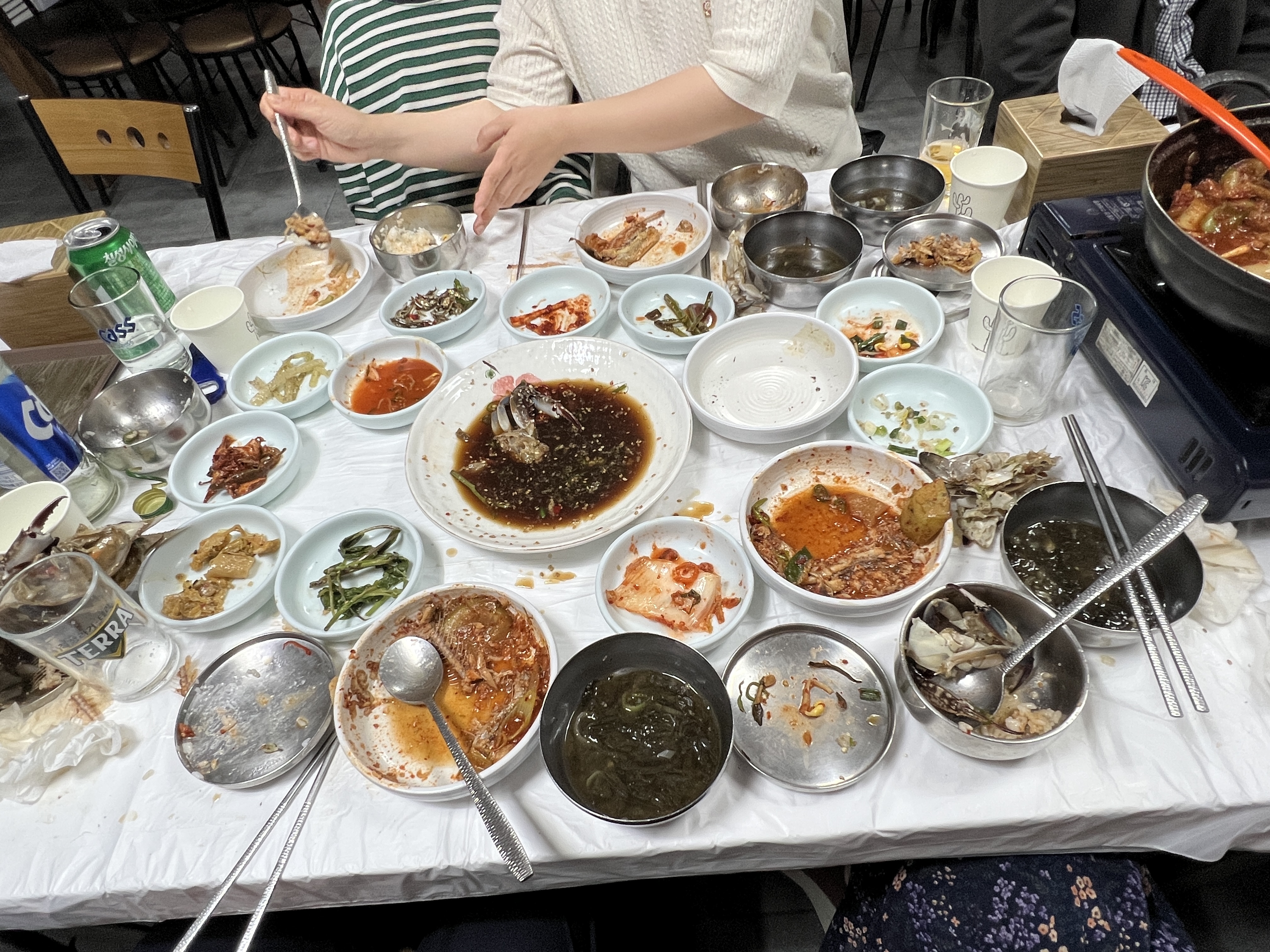 모두 비운 그릇들