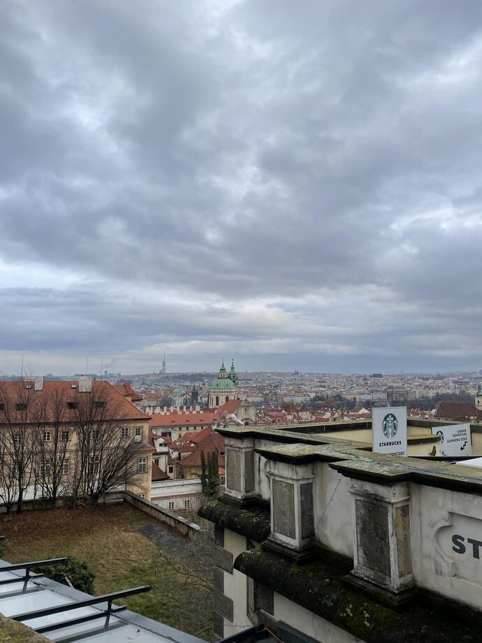 prague-castle-starbucks