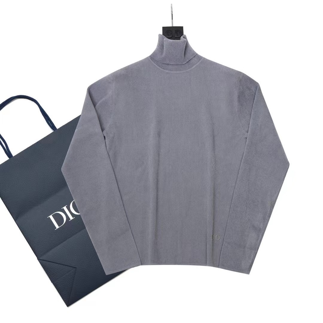  [DIOR] 디올 로고 터틀넥 니트 스웨터 143M637AT271