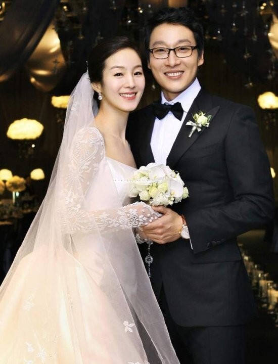  문정원 이휘재 캐나다 간 이유 나이 인스타 프로필 ️학력 직업 방송 퇴출 층간소음 놀이공원 장난감 먹튀 와이프 아내 부인 가족 자녀 배우자