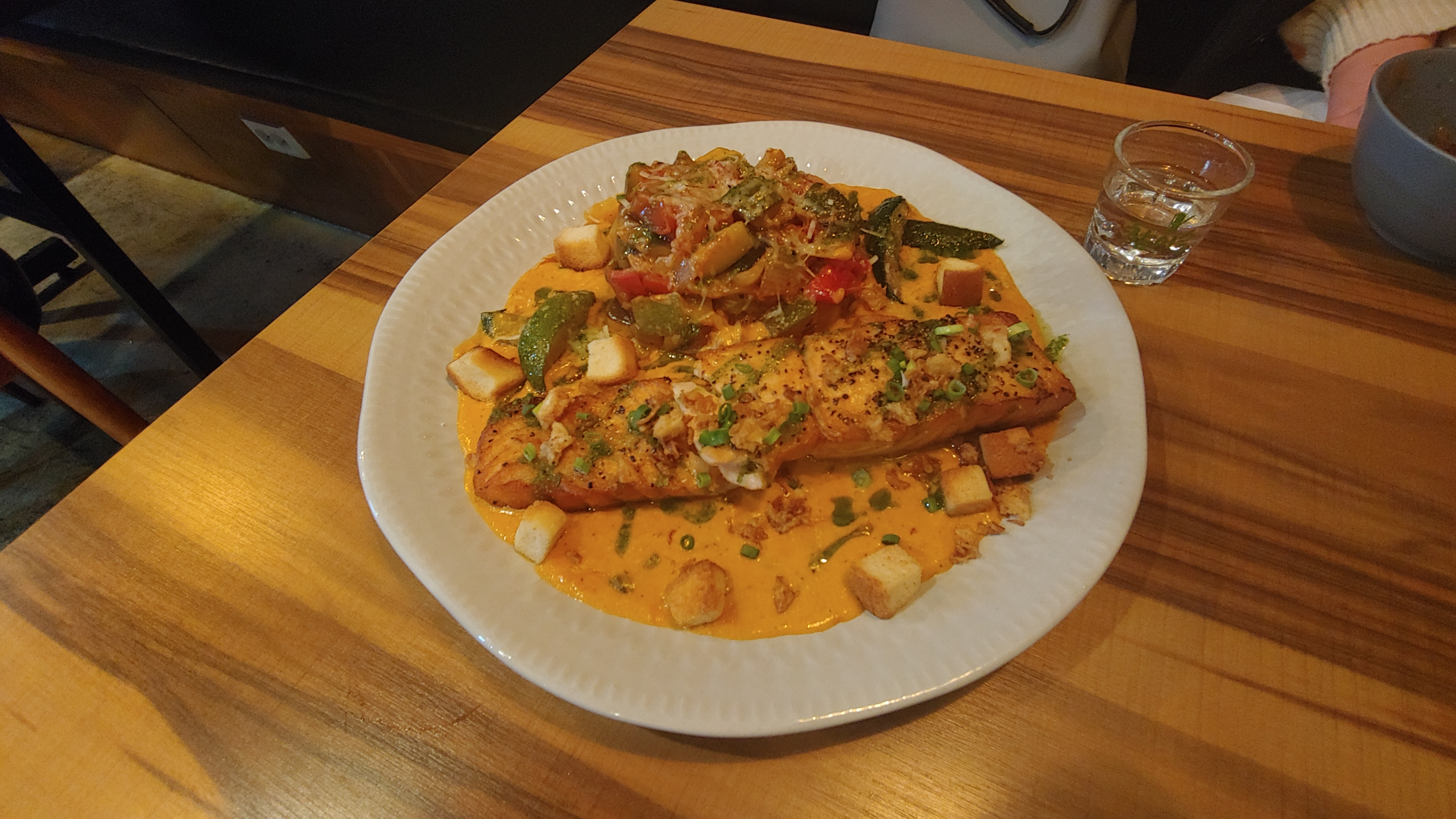 연말 사랑하는 연인과 함께 분위기 있는 식사 하기 좋은 프랑스식당 비스트로 류(Bistro Ryu)