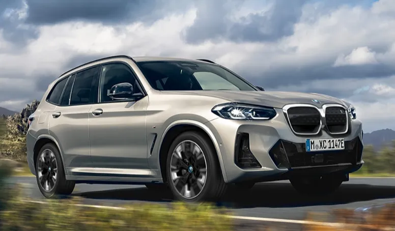 전기차 충전 비교 이미지 - BMW 전기차