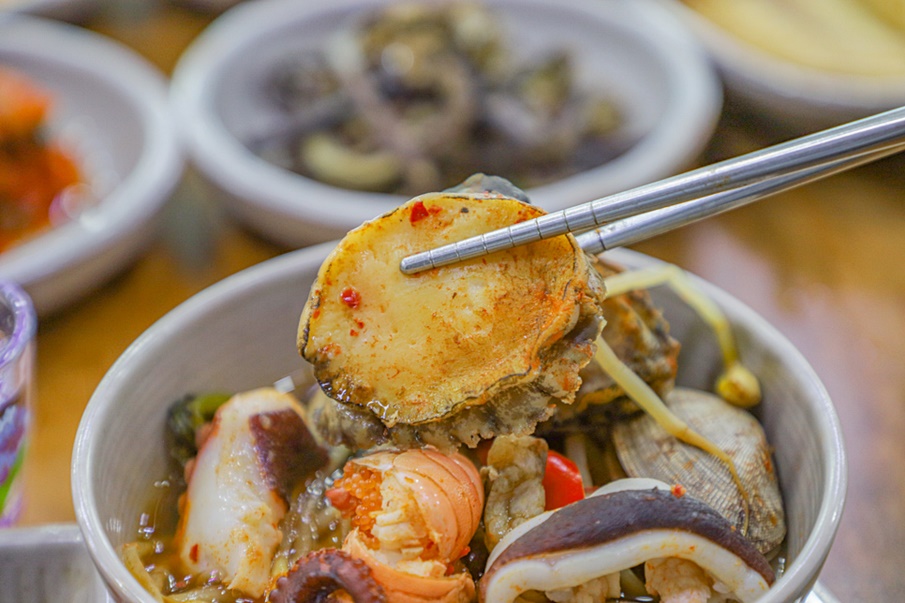 살아있는 맛집 푸짐한 큰물해물탕 20