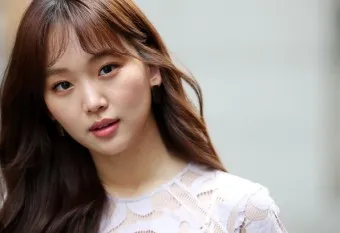 배우 진기주 프로필 나이 키 가족관계 데뷔와 언더커버 하이스쿨 오수아 역 설명_4