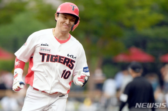 2022시즌 국내야구 KBO 상반기 리뷰 (3) KIA, 롯데