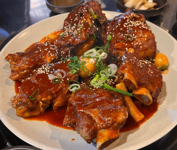 돈쭐내러_왔습니다_화곡동_뼈다구짚_목동사거리_등뼈찜