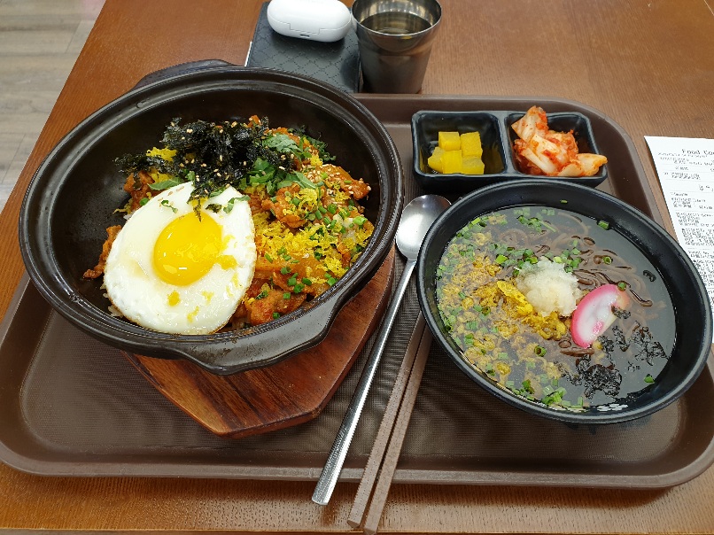 제육덮밥과 미니모밀