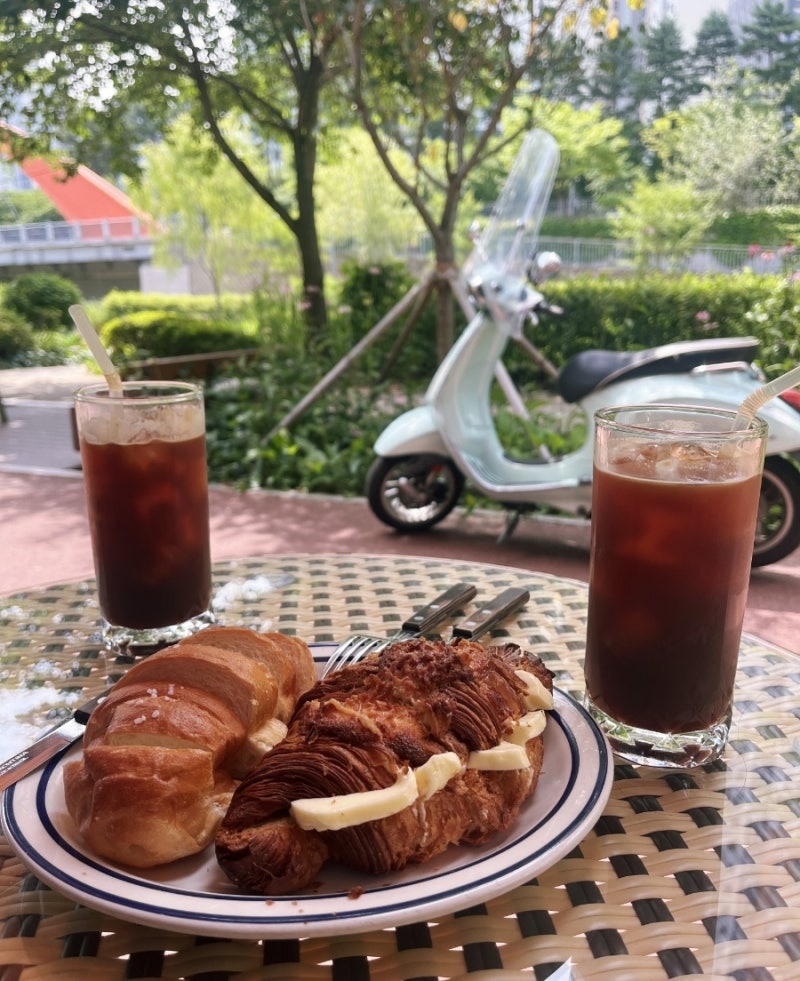 광교 카페거리 카페 오봉베르 블루리본서베이 베이커리 맛집