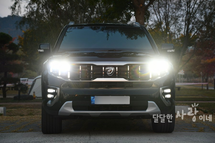 Majave the Master Platinum 7인승 실내가 압도적입니다. 16